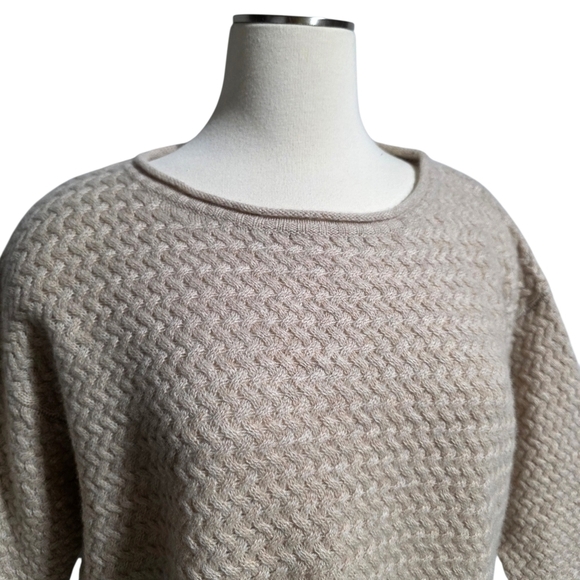 NWOT GARNET HILL 100% CASHMERE BUTTON-DETAIL BOXY SWEATER SZ - Picture 4 of 11